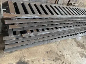 Metal Gate