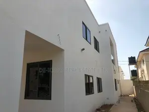 4bdrm Duplex in Awutu Senya East Municipal for sale