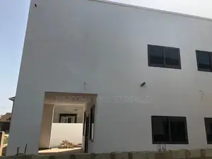 4bdrm Duplex in Awutu Senya East Municipal for sale