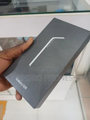 New Samsung Galaxy S25 256 GB Black