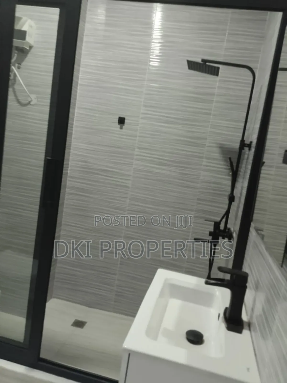 2bdrm Apartment in Dki Properties, Oyarifa for rent