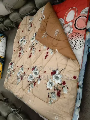 Luxurious 100% Cotton 7pcs Reversible Duvet Set Available in Stock