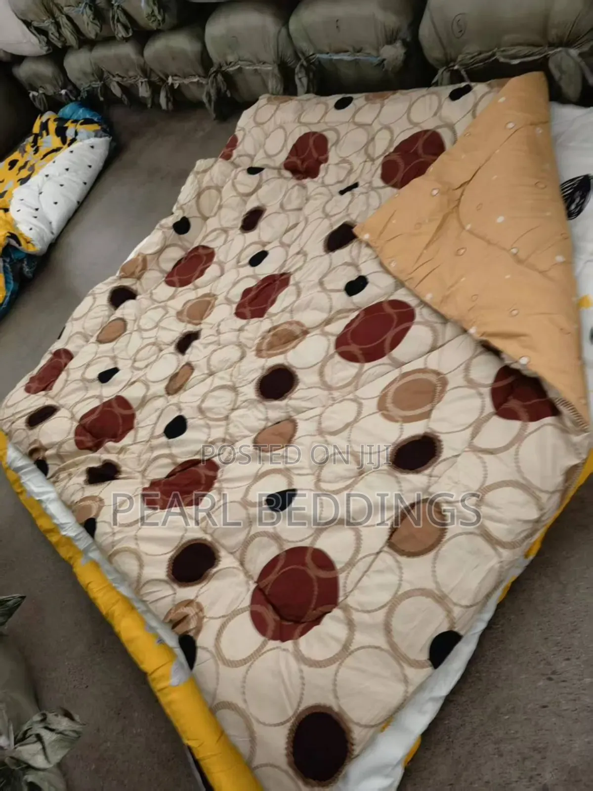 Luxurious 100% Cotton 7pcs Reversible Duvet Set Available in Stock