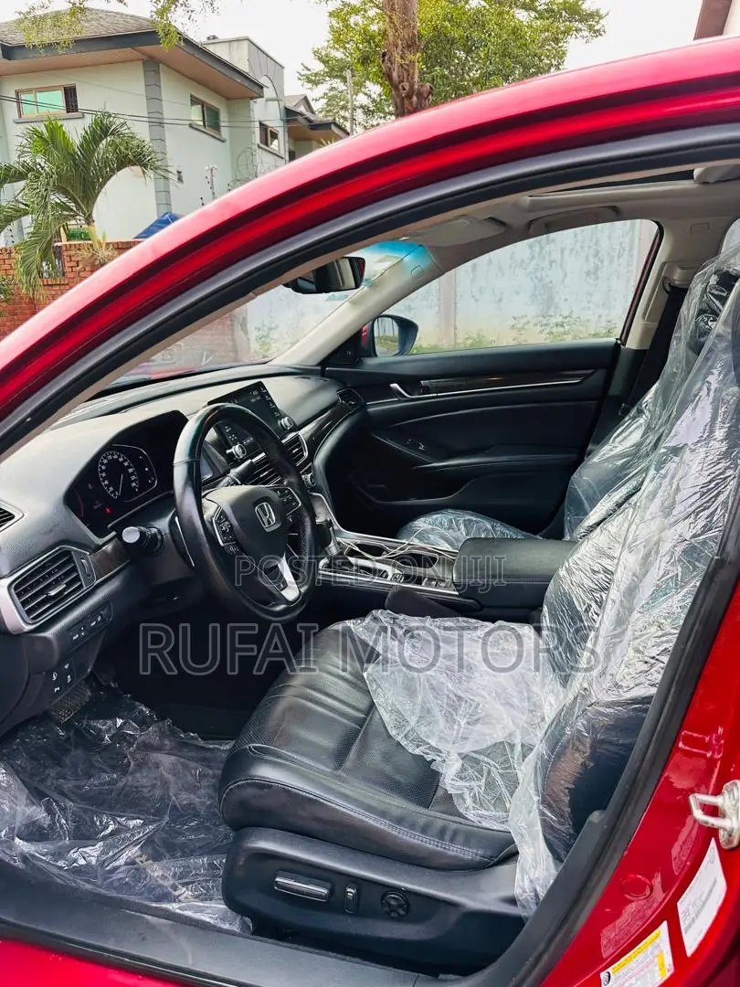 Honda Accord Touring 2.0T 2018 Red