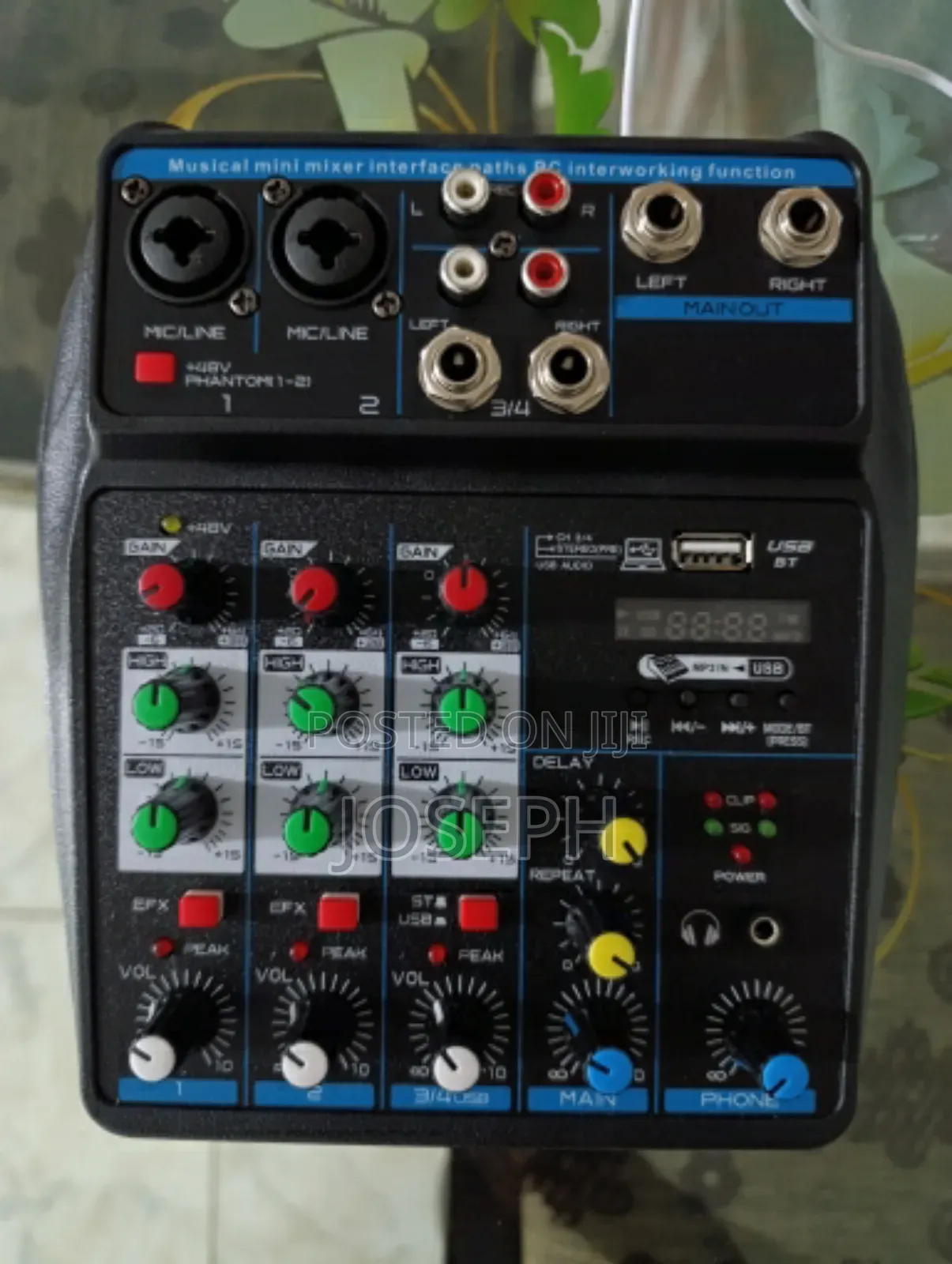 4 Channels Mixer Console