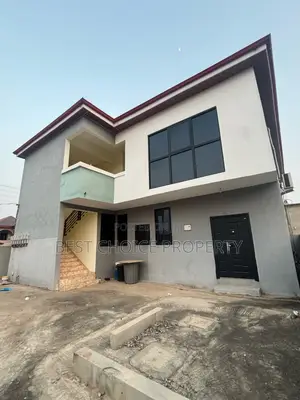 Chamber and Hall Sc for Rent at Adenta New Legon