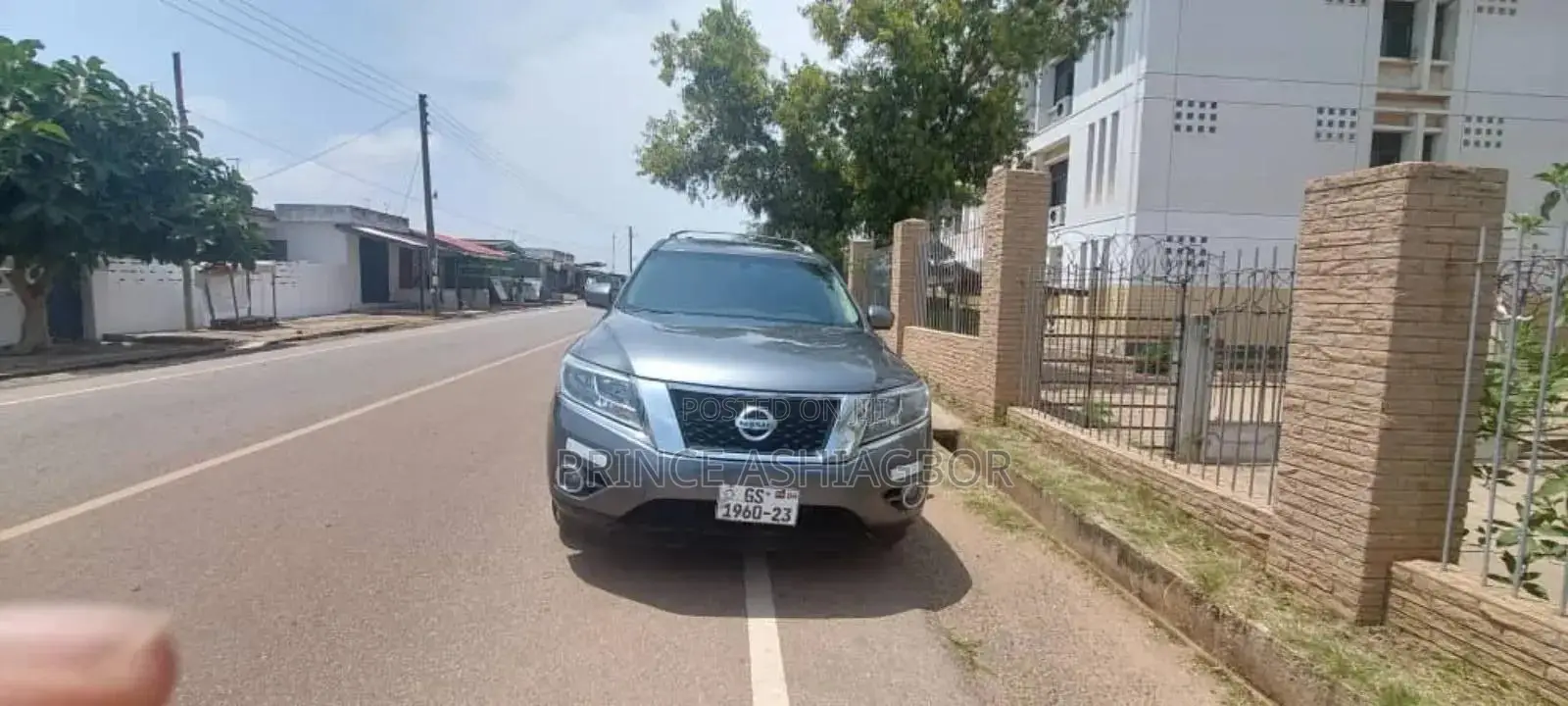 Nissan Pathfinder SL 4dr SUV 4WD (3.5L 6cyl CVT) 2015 Gray