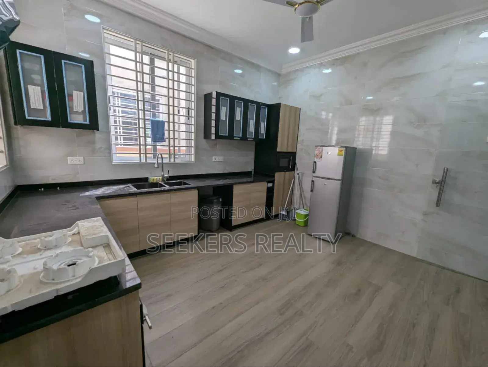 3bdrm House in Seekers Realty, Achimota for rent