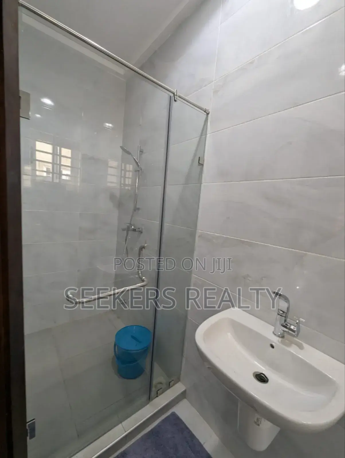 3bdrm House in Seekers Realty, Achimota for rent