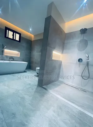 4bdrm House in Seekers Realty, East Legon for sale