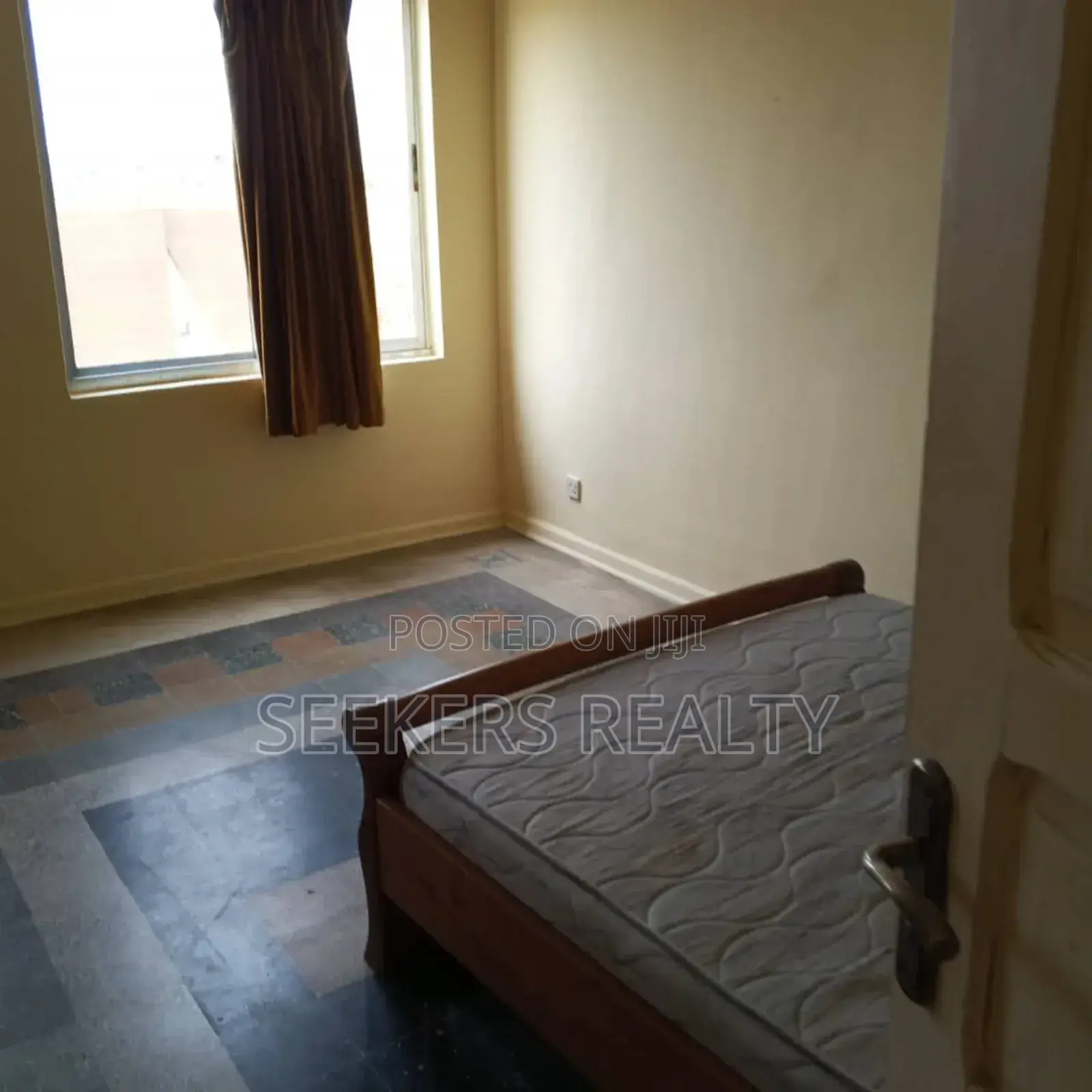 12bdrm Apartment in Seekers Realty, Osu for sale