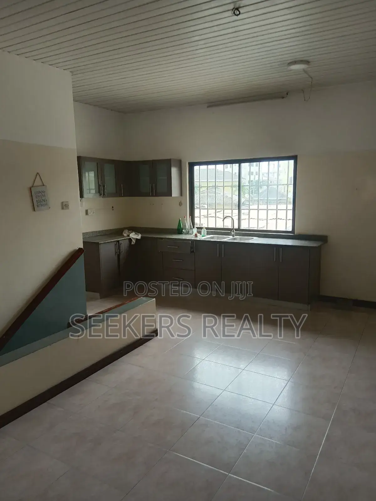 12bdrm Apartment in Seekers Realty, Osu for sale