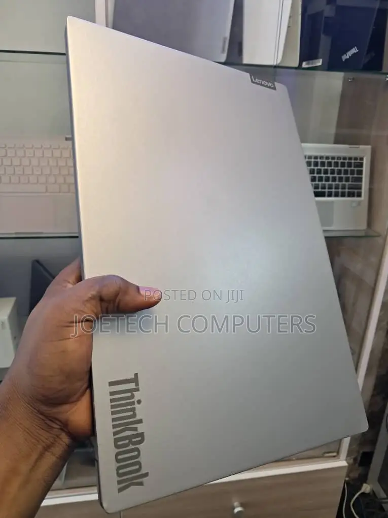 Laptop Lenovo ThinkBook 15 8GB Intel Core i7 HDD+SSD 256GB