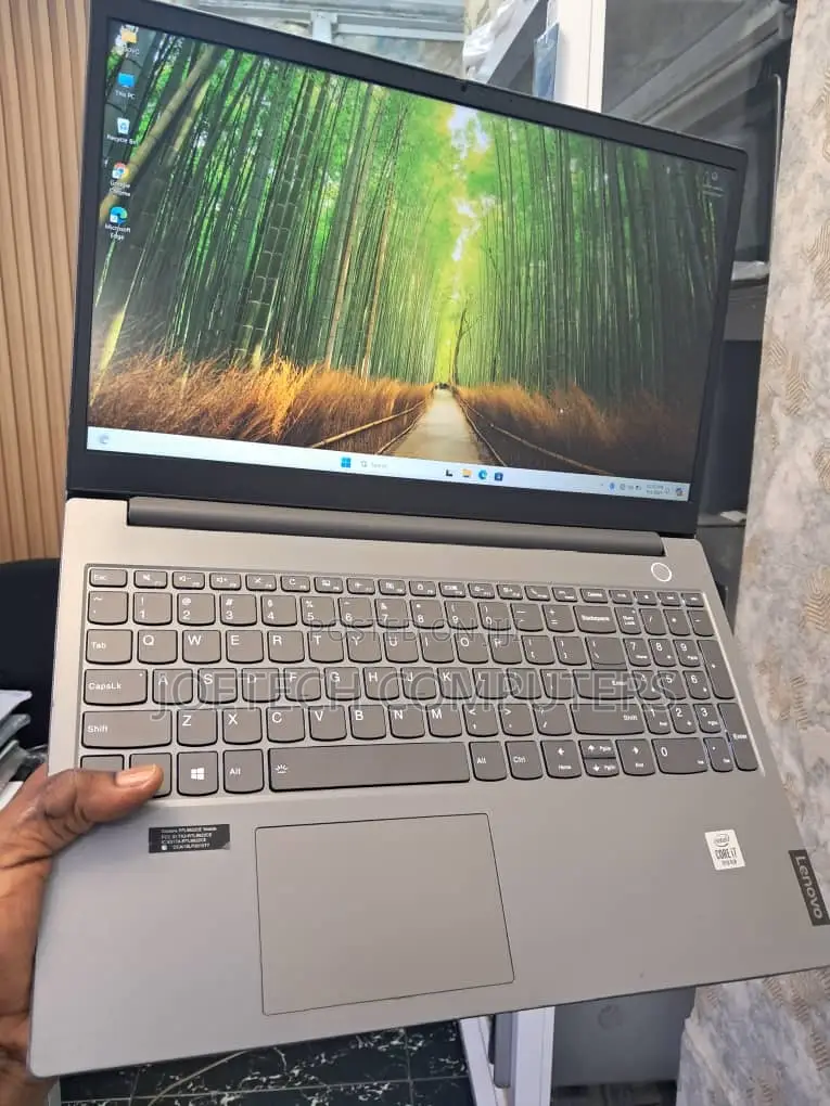 Laptop Lenovo ThinkBook 15 8GB Intel Core i7 HDD+SSD 256GB