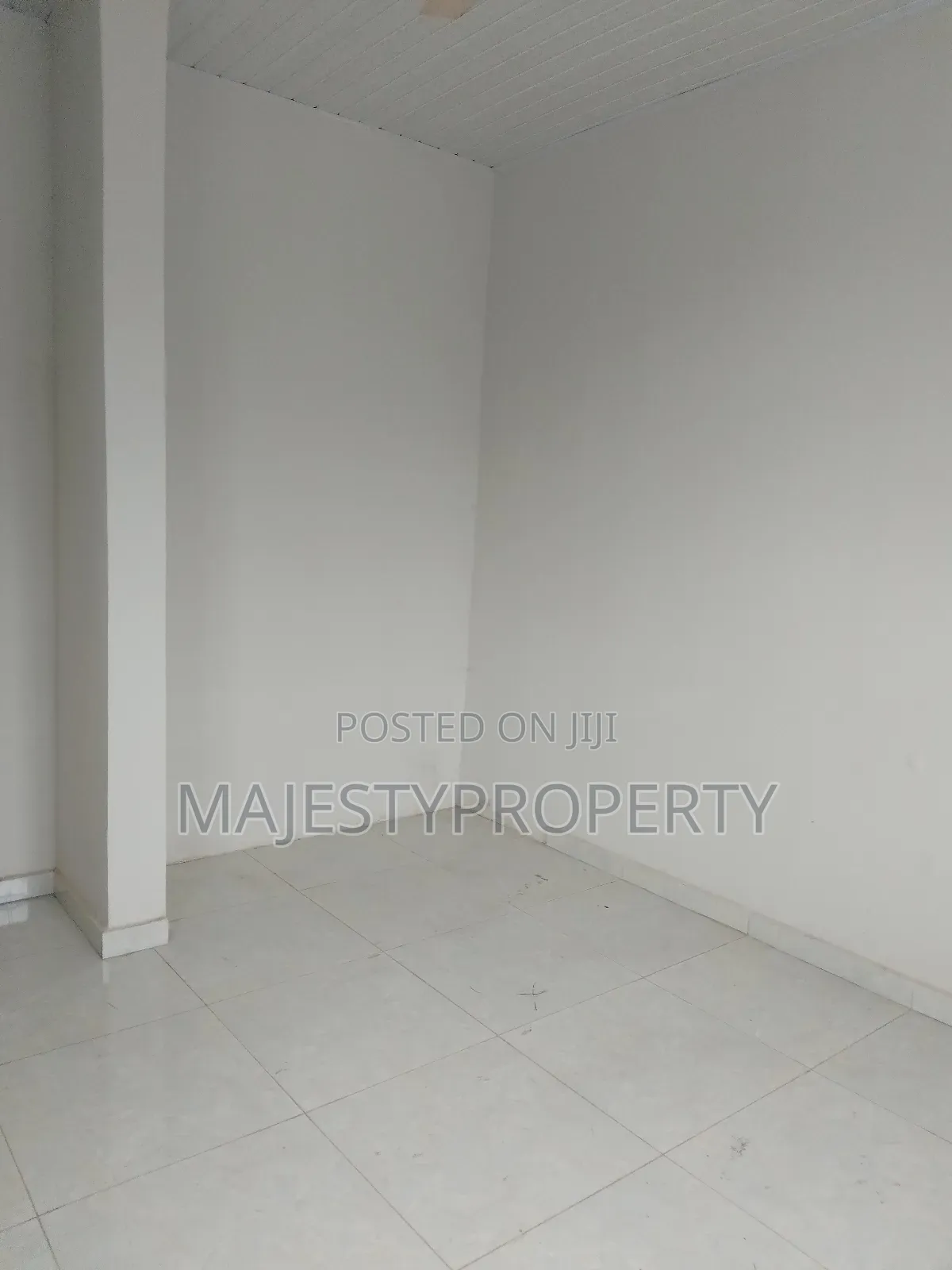 3bdrm House in Botwe, School Junction for rent