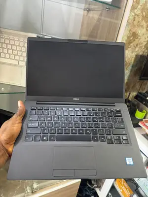 Laptop Dell Latitude 7400 16GB Intel Core I7 SSD 256GB