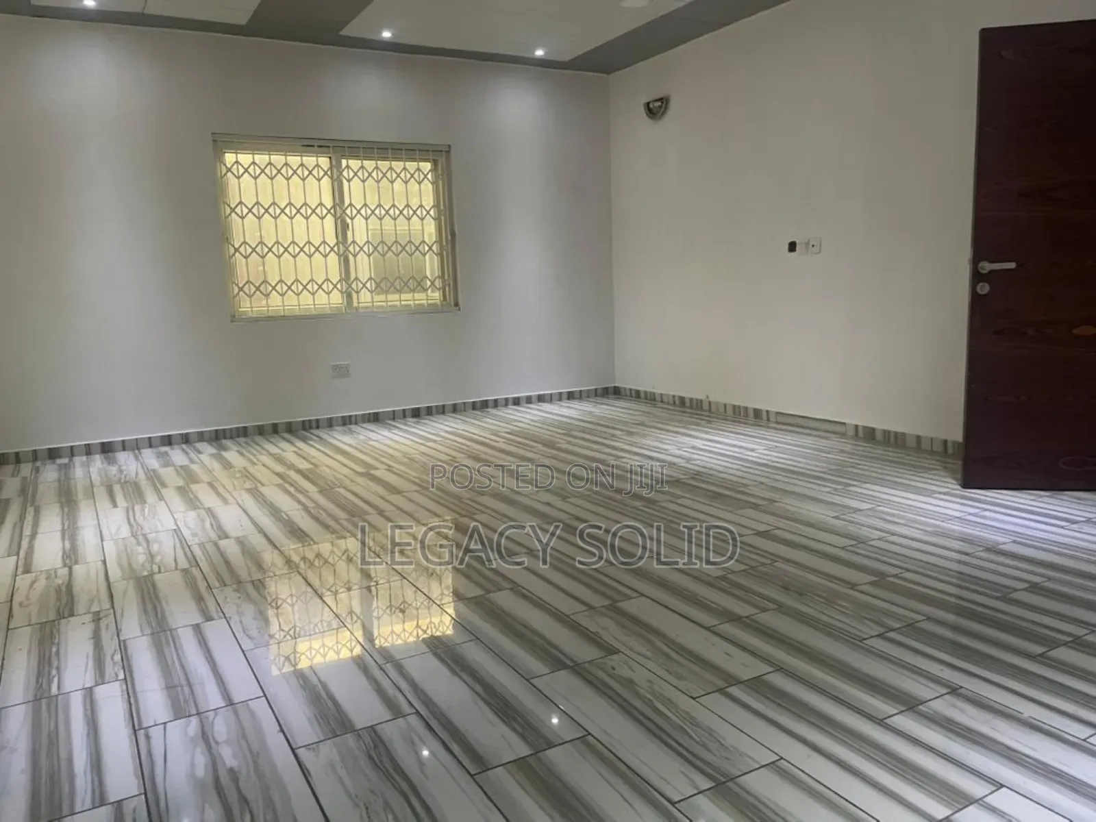 5bdrm House in Legacy Solid Real, Tseaddo for rent