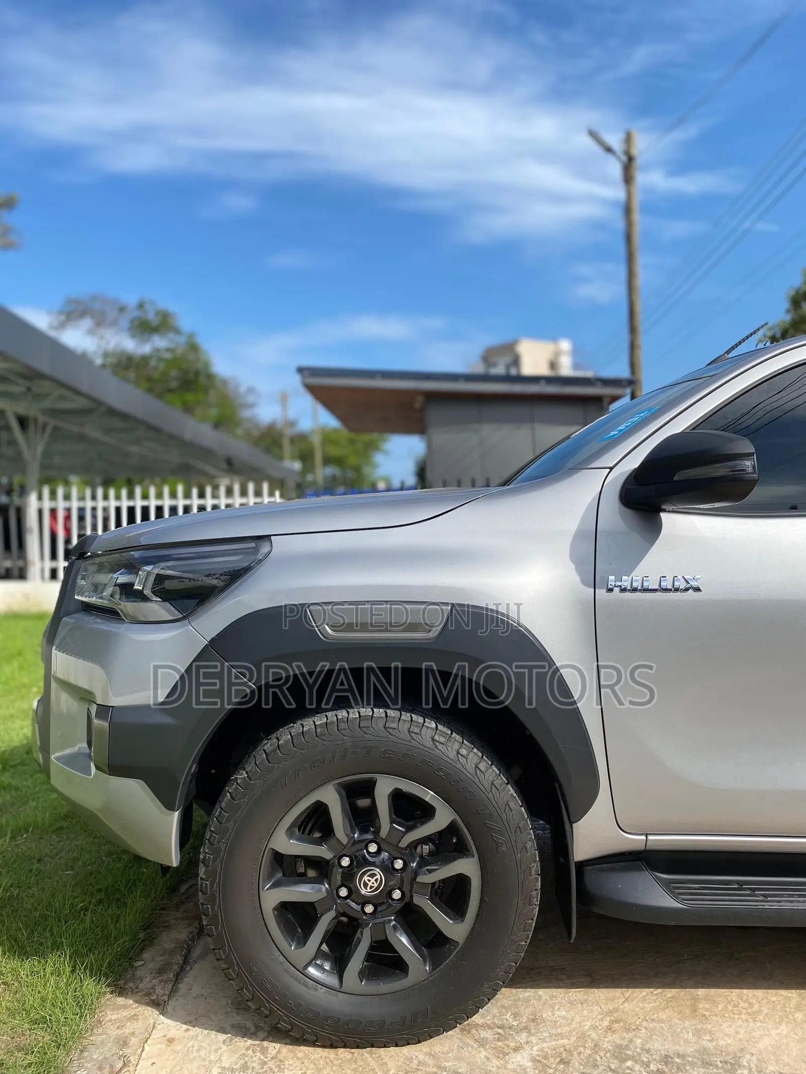 Toyota Hilux Revo Double Cab Deisel 2.4 AWD 2021 Silver
