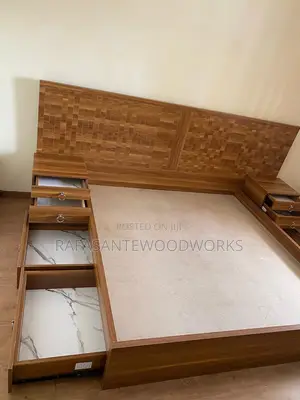 Rafasante Queen Size Bad’S With Laminated Plywood