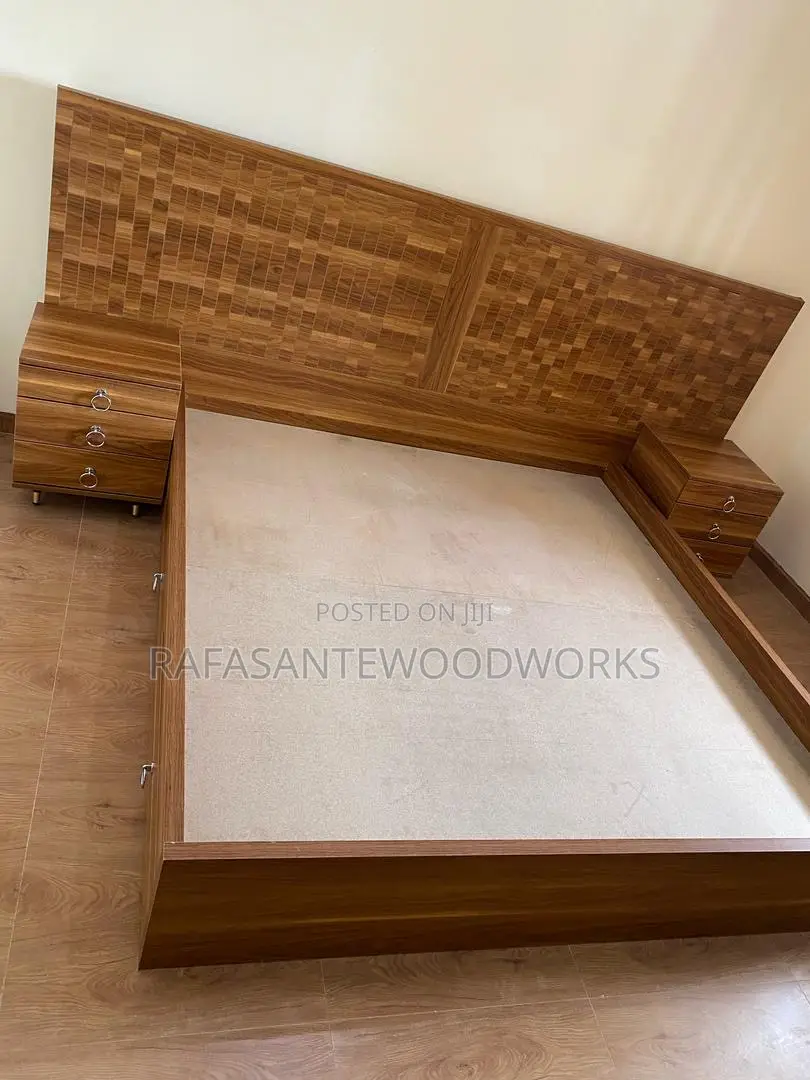 Rafasante Queen Size Bad’S With Laminated Plywood