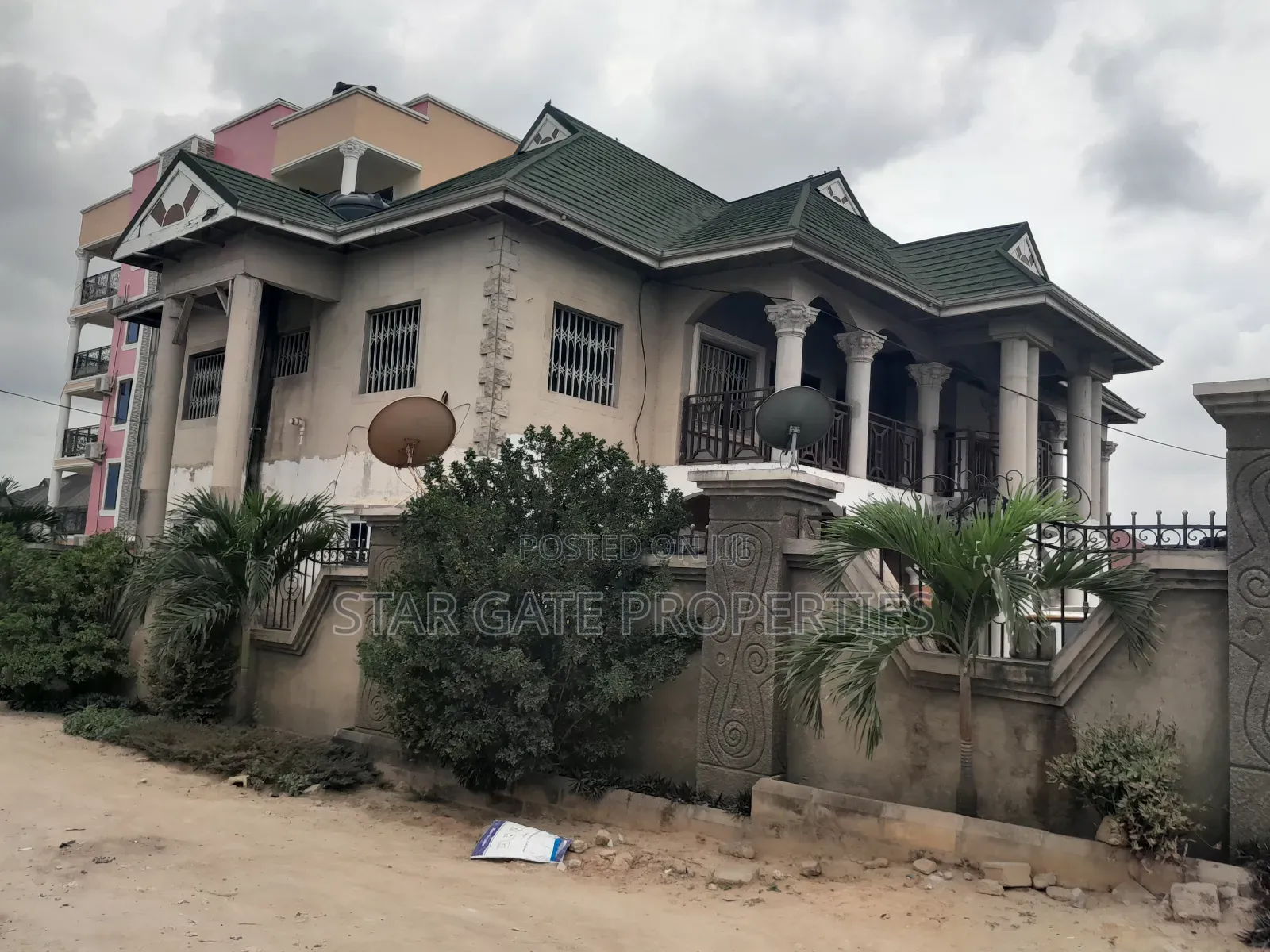 12bdrm House in Buobai/ Asokore, Kumasi Metropolitan for sale