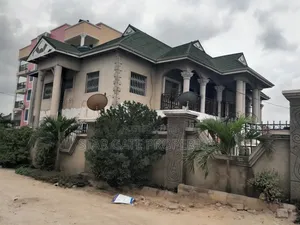12bdrm House in Buobai/ Asokore, Kumasi Metropolitan for sale