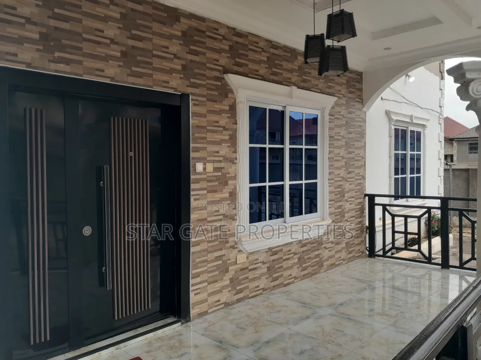 12bdrm House in Buobai/ Asokore, Kumasi Metropolitan for sale