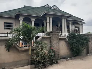 12bdrm House in Buobai/ Asokore, Kumasi Metropolitan for sale