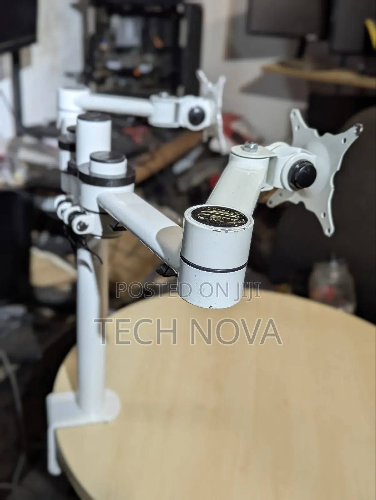 Double Monitor Mount