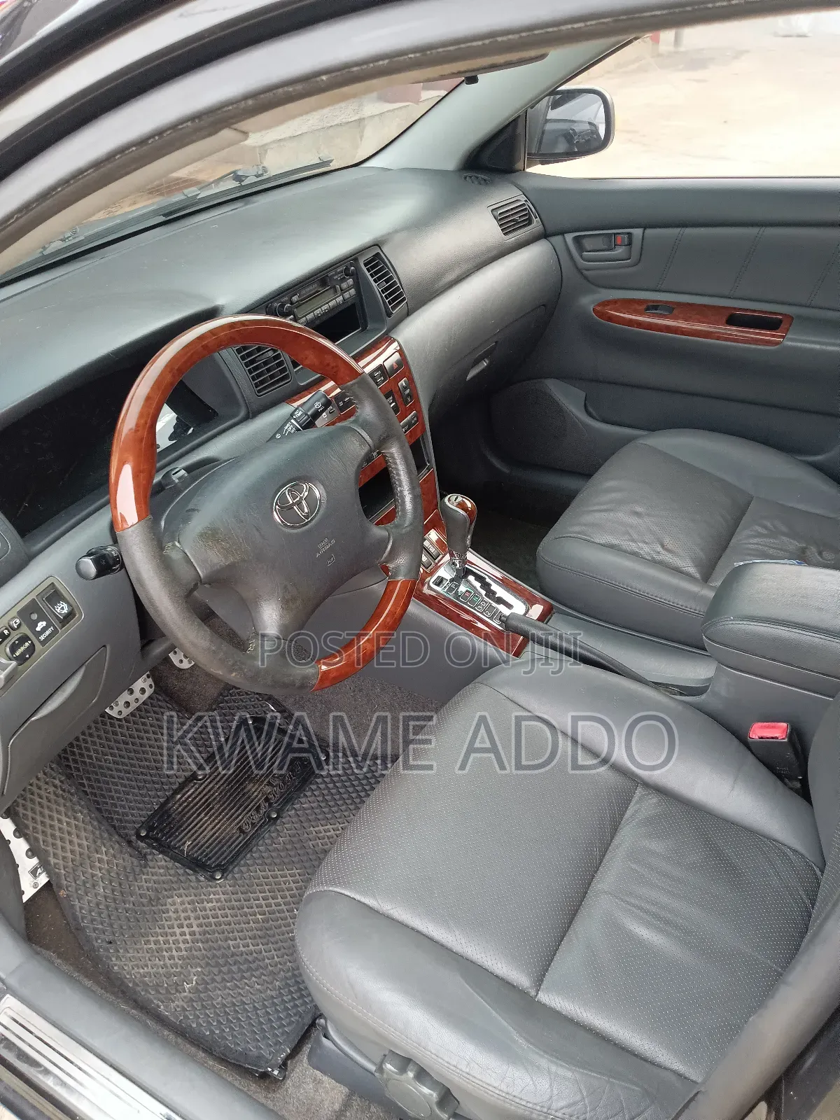 Toyota Corolla Base 4dr Sedan (1.8L 4cyl 5M) 2009 Black