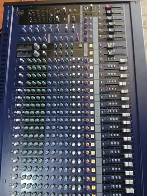 Yamaha Mixing Console Mixer(Mg 32 Channels)