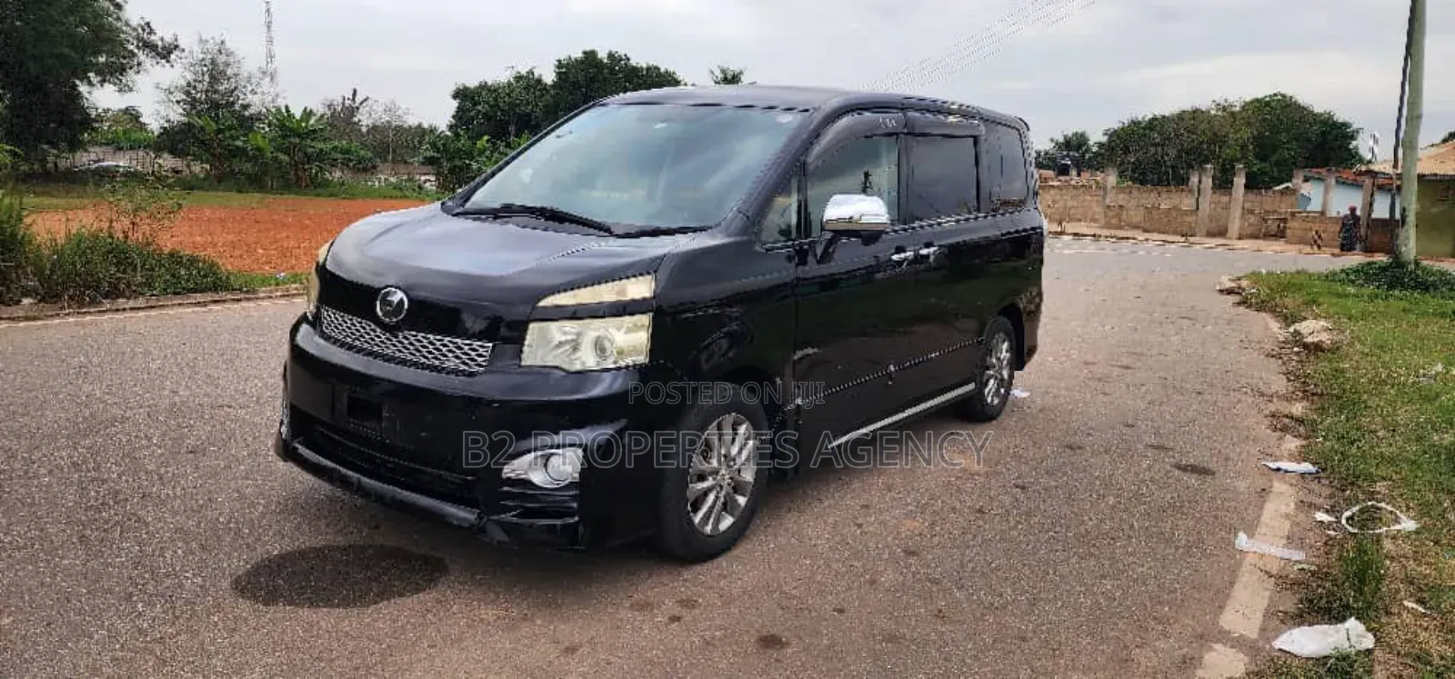 New Toyota Voxy 2012 Black