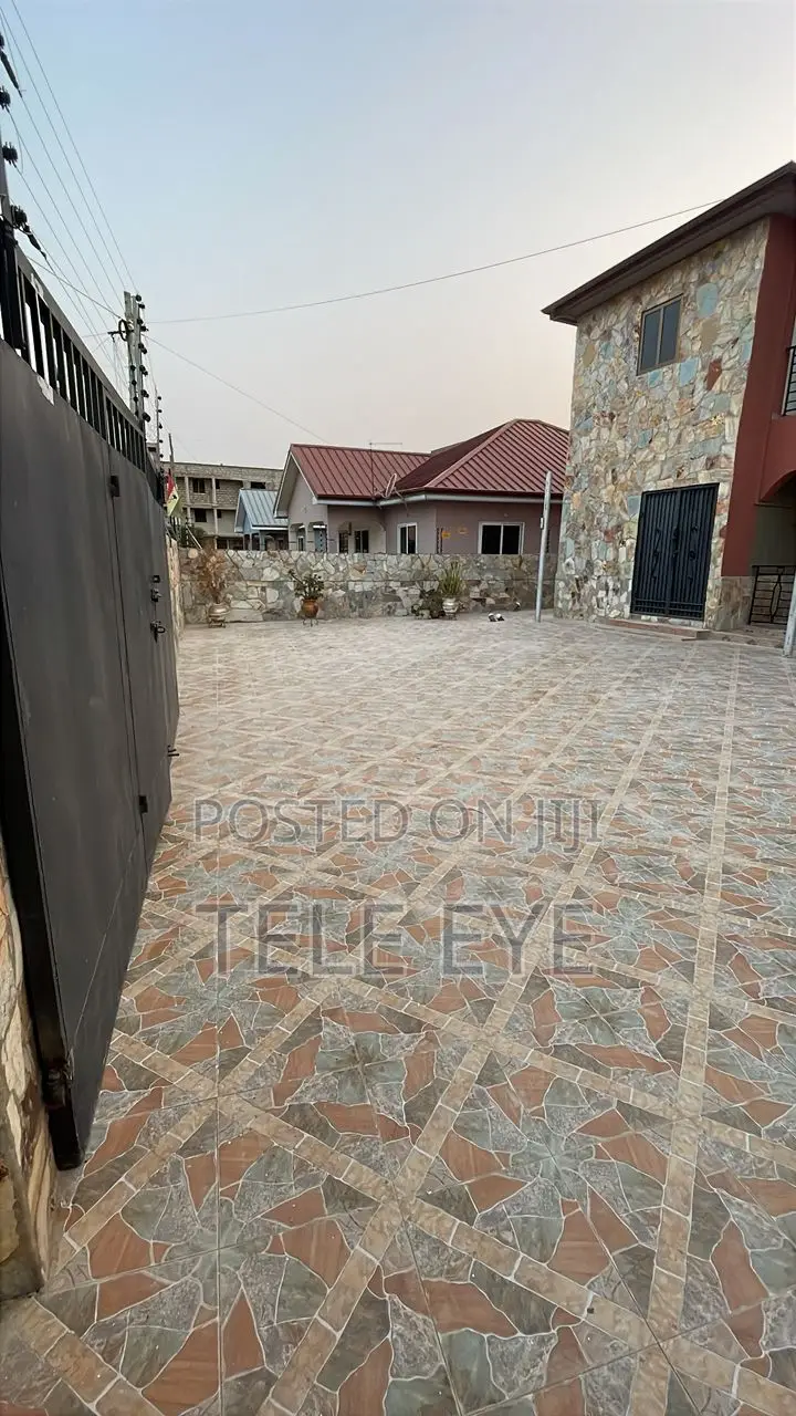 2bdrm Apartment in Adenta Ssnit Flat for rent