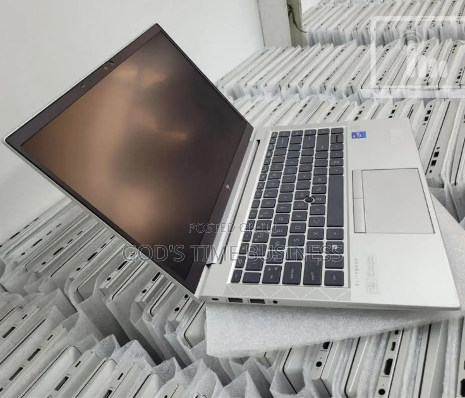 Laptop HP EliteBook 1030 8GB Intel Core i7 SSD 256GB
