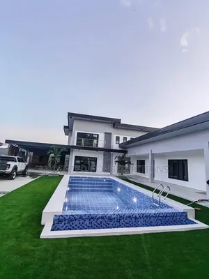 Swimming Pool Contractor