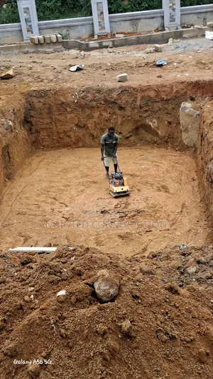Swimming Pool Contractor