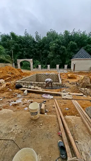 Swimming Pool Contractor