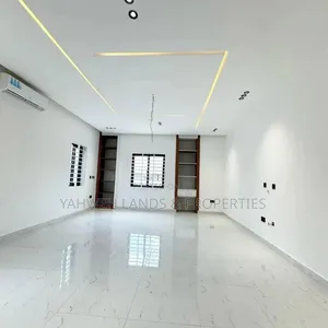 3bdrm House in Oyarifa for sale