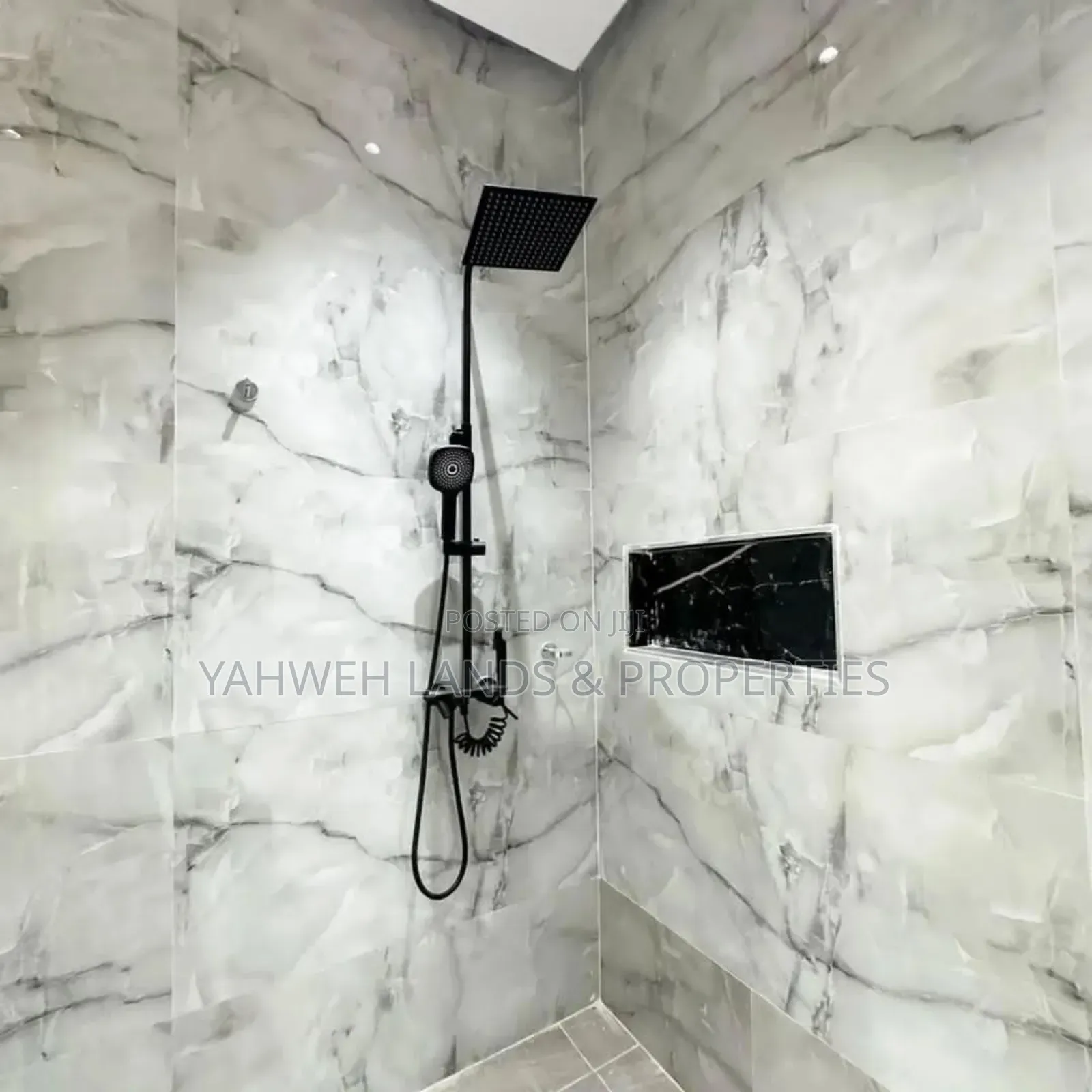 3bdrm House in Oyarifa for sale