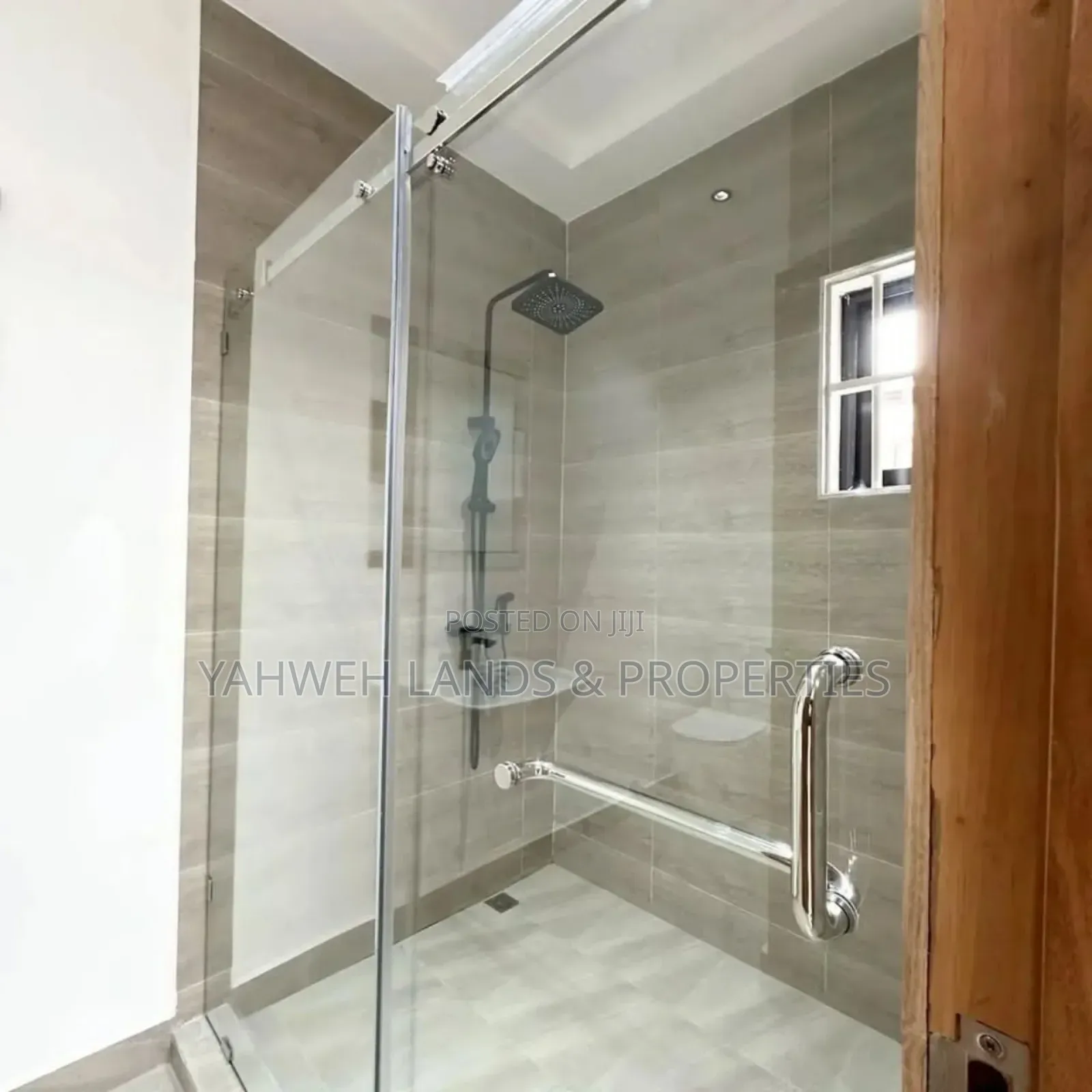 3bdrm House in Oyarifa for sale