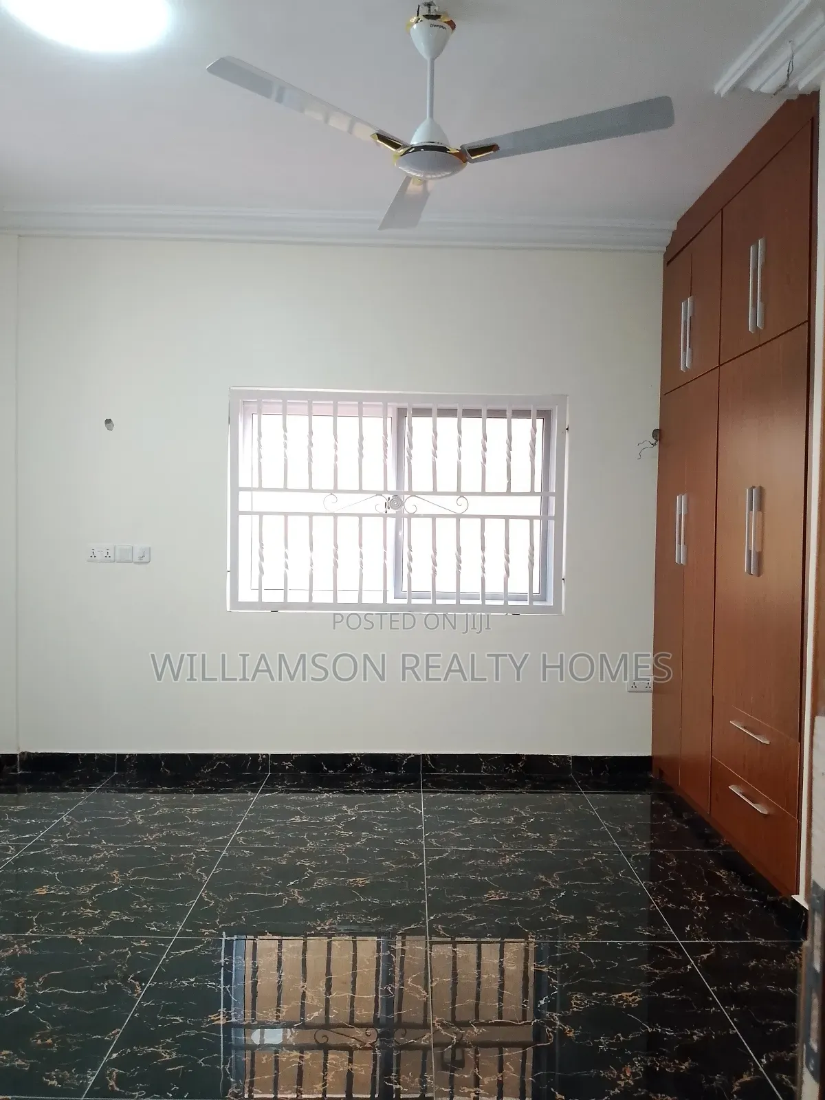 1bdrm Apartment in Community 18 Area, Spintex for rent