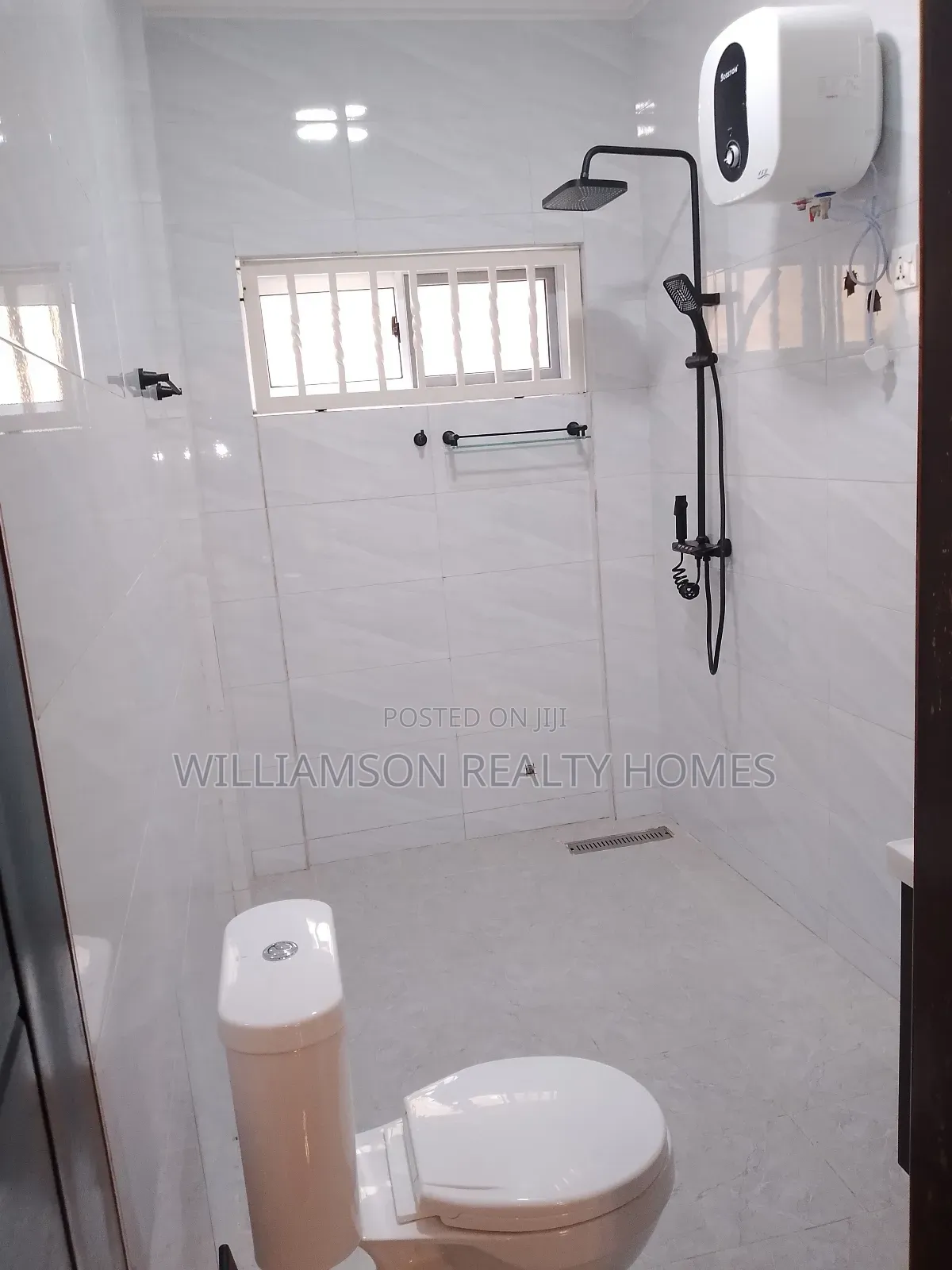 1bdrm Apartment in Community 18 Area, Spintex for rent