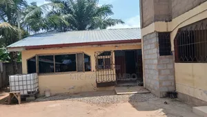 5bdrm House in Boi for sale