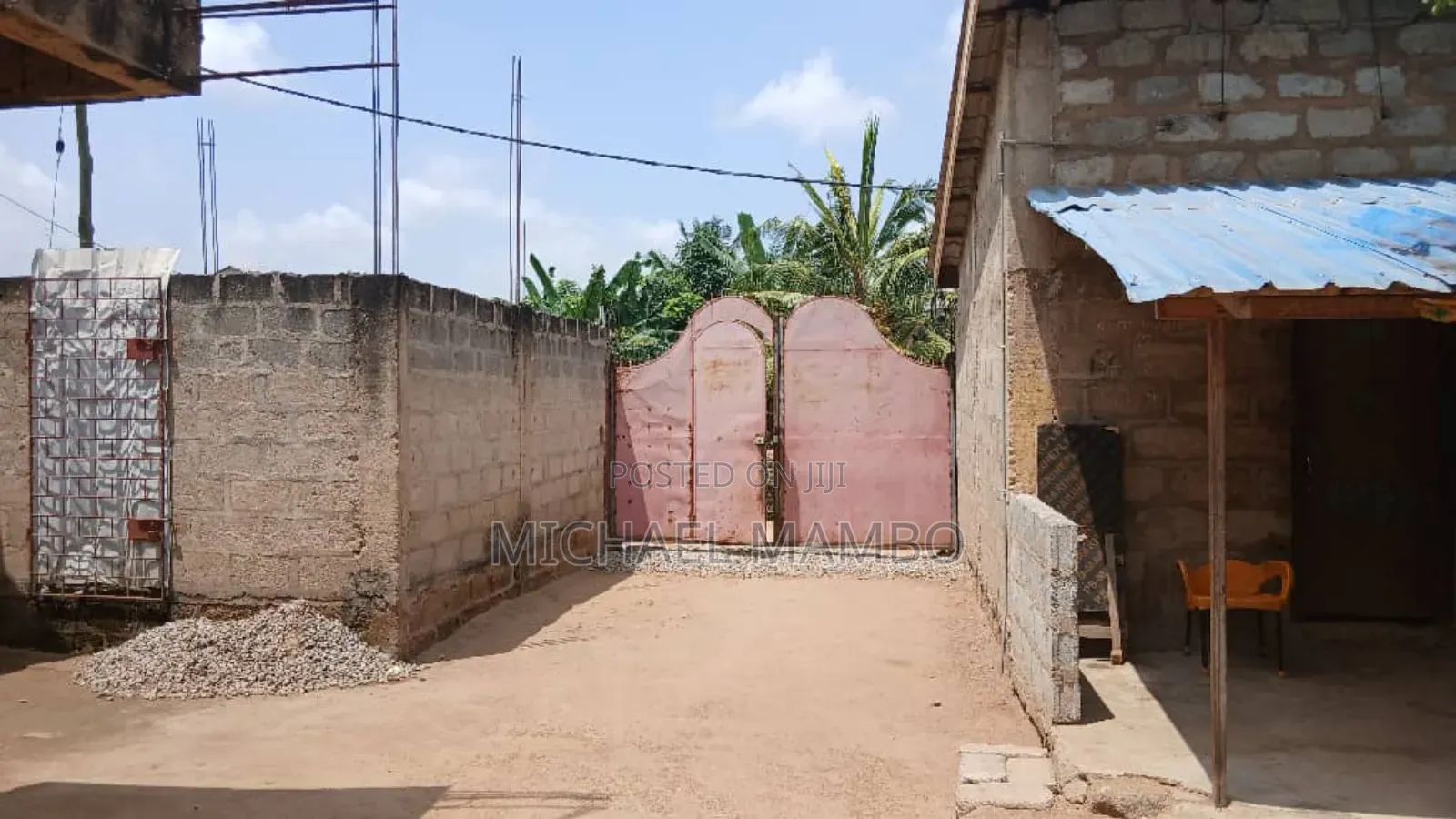 5bdrm House in Boi for sale