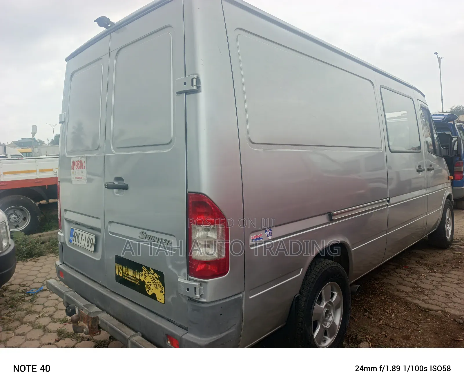 Mercedes-Benz Sprinter 2000 Silver