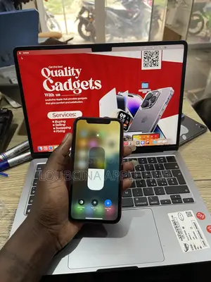 Apple iPhone 11 128 GB Red