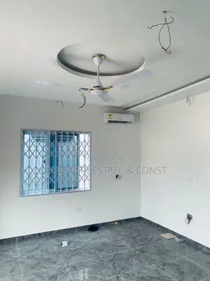 5bdrm House in Trassaco, Adjiriganor for sale