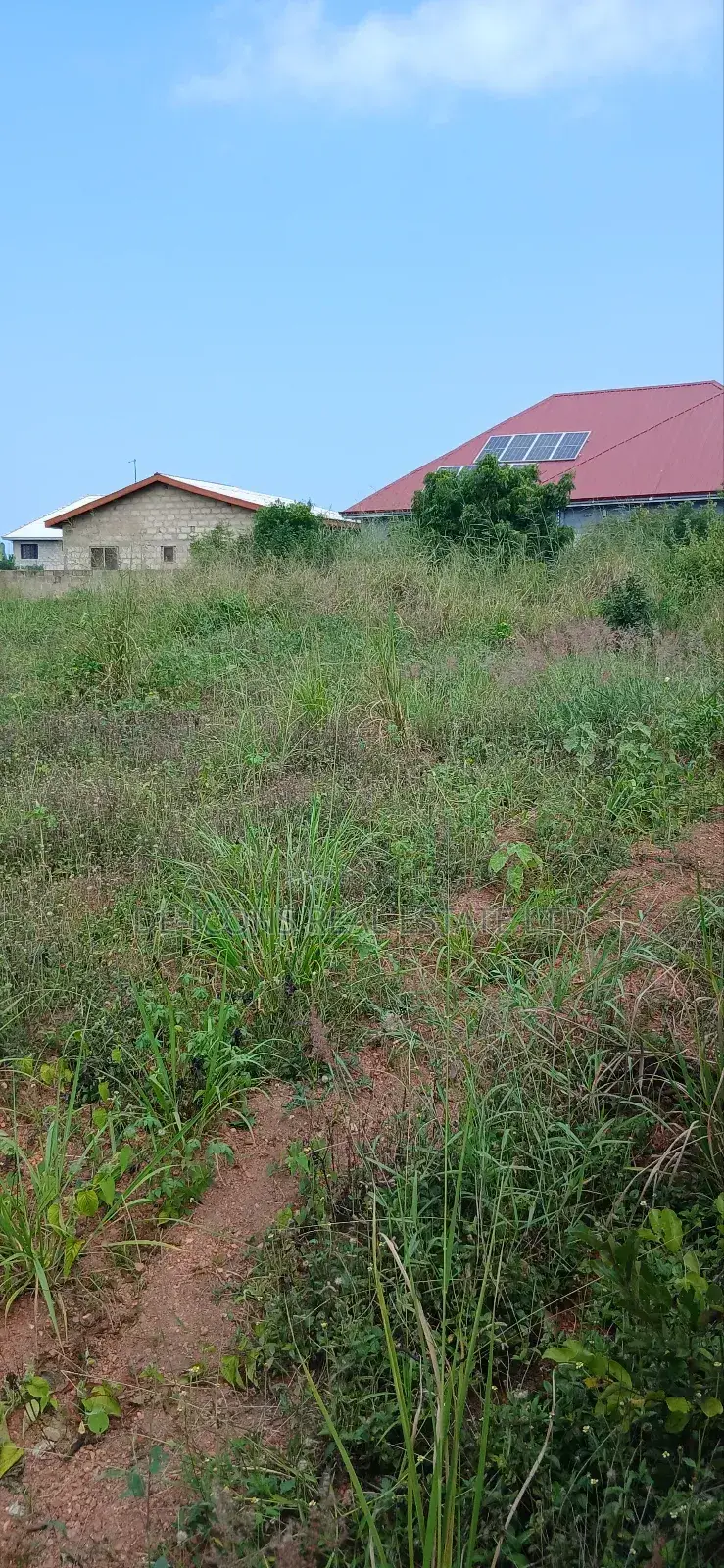 Full Plot Fenced in Kasoa Dawa Near the Sea for Dale