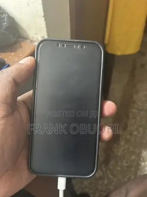 Apple iPhone 11 64 GB Black