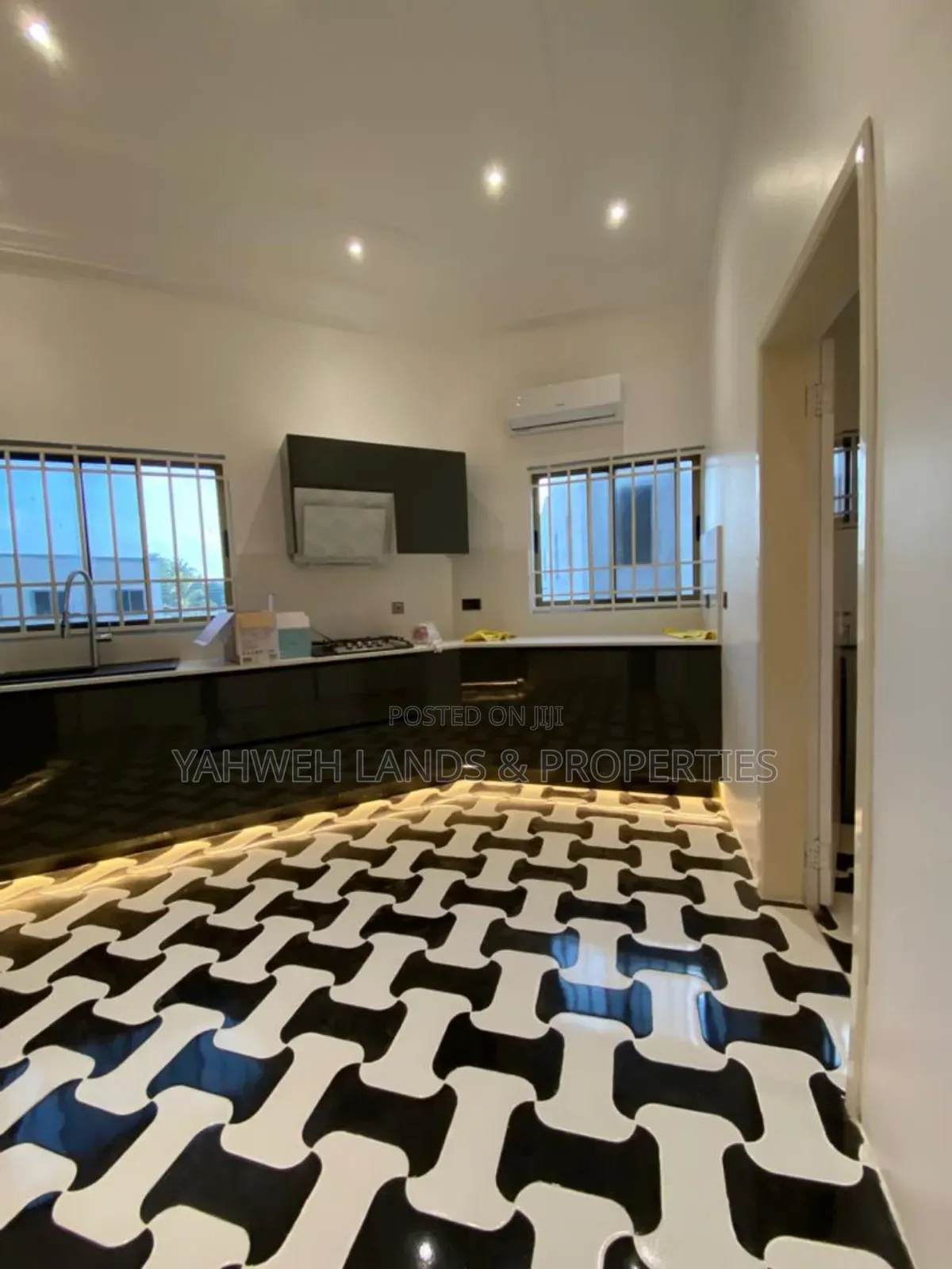 Furnished 2bdrm Apartment in Hfc Estate, Spintex for rent